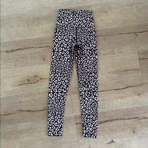 Beach Riot Sport Leopard Leggings